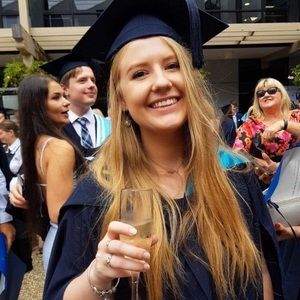 Meet your Posher, Erin